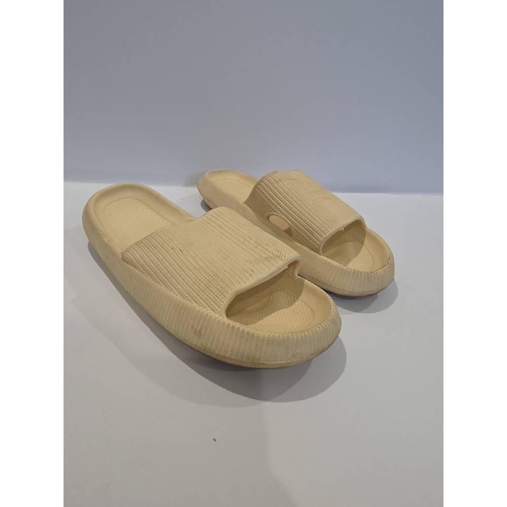Sandals Size M 7/8